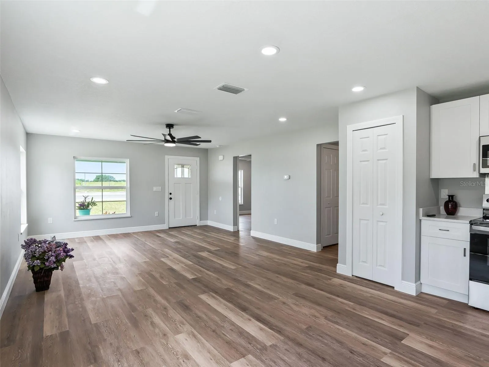 503 NW 60 AVE