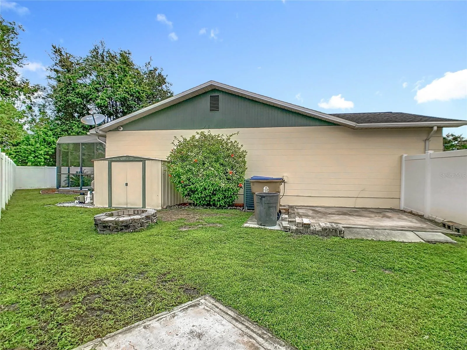 669 MILAN DR