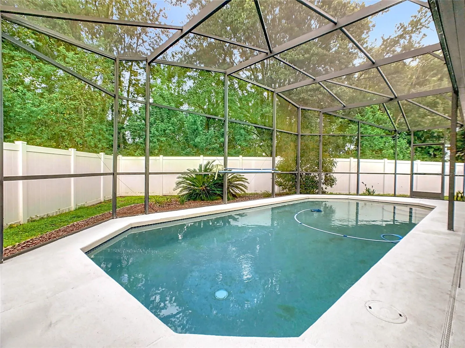 669 MILAN DR