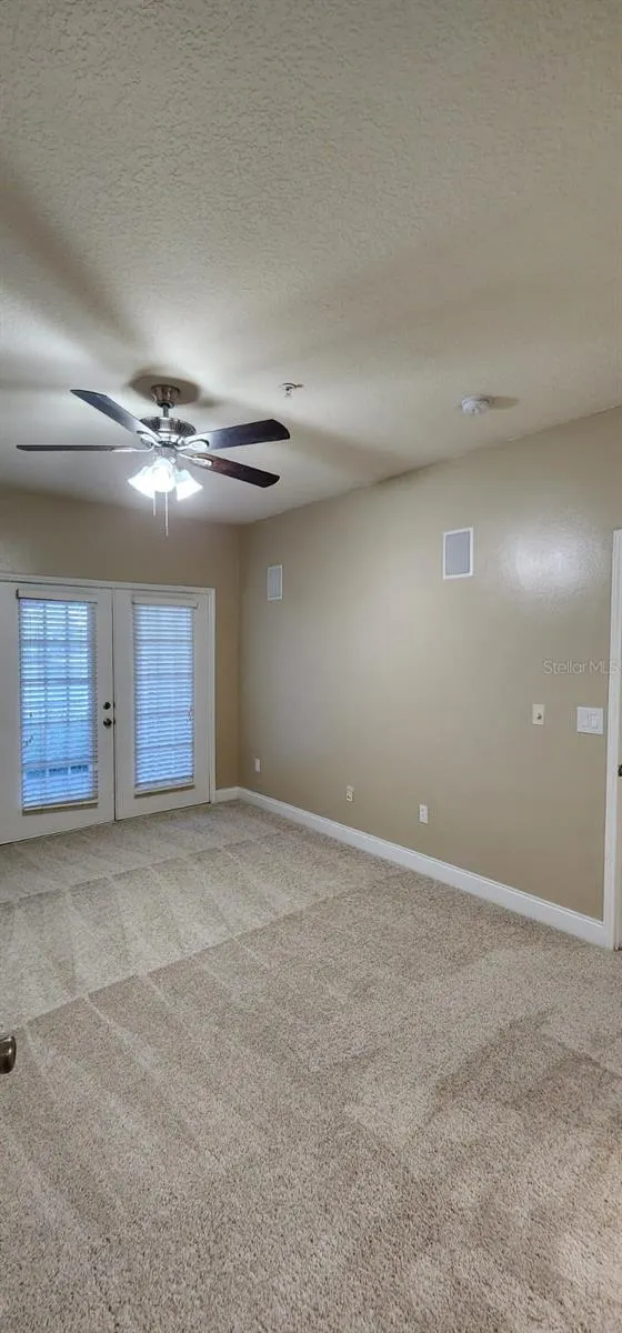 2015 RESTON RD #2211, #2211