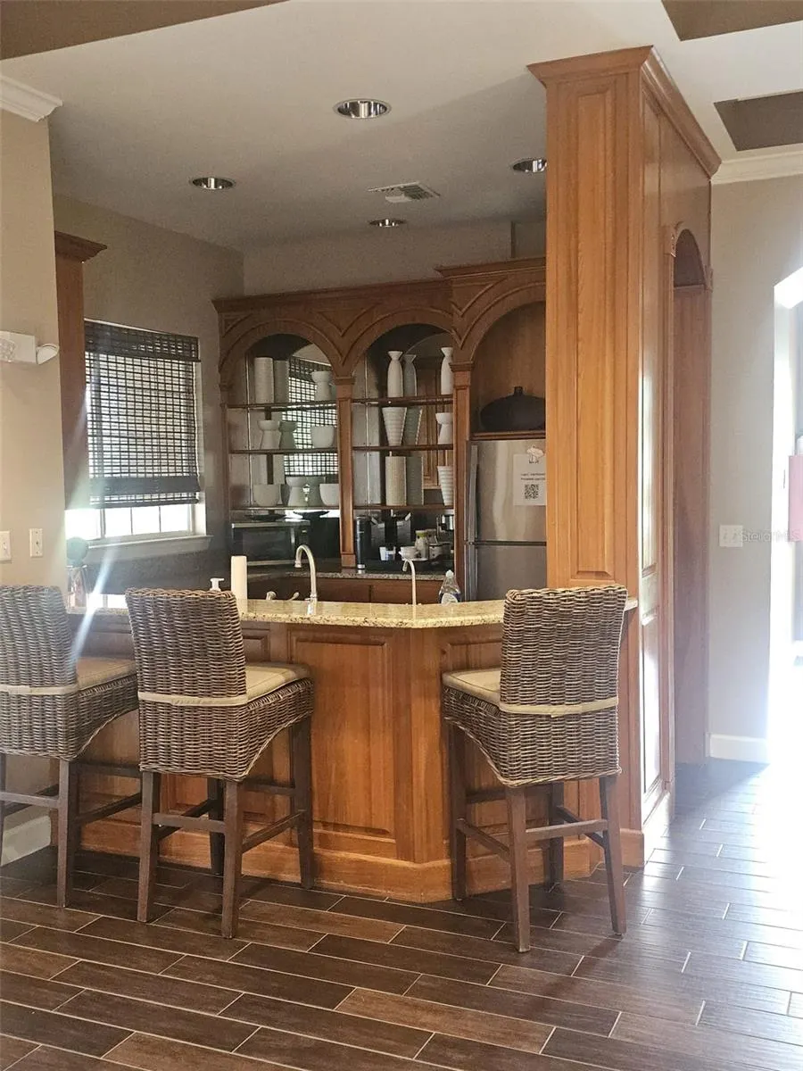 2015 RESTON RD #2211, #2211