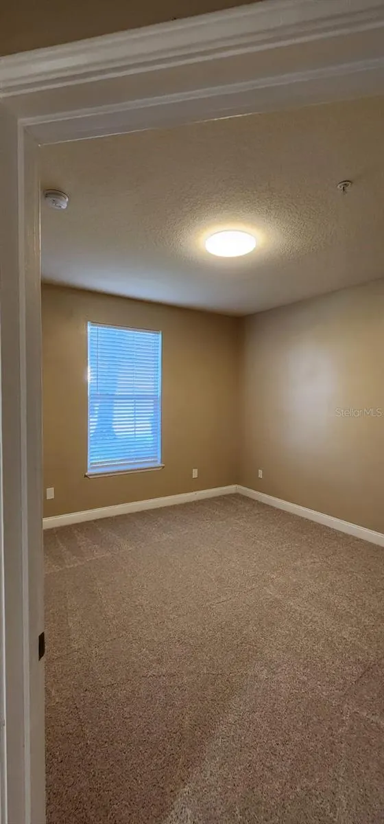 2015 RESTON RD #2211, #2211