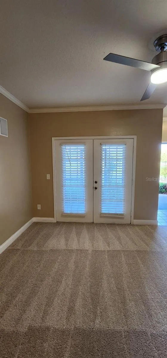 2015 RESTON RD #2211, #2211