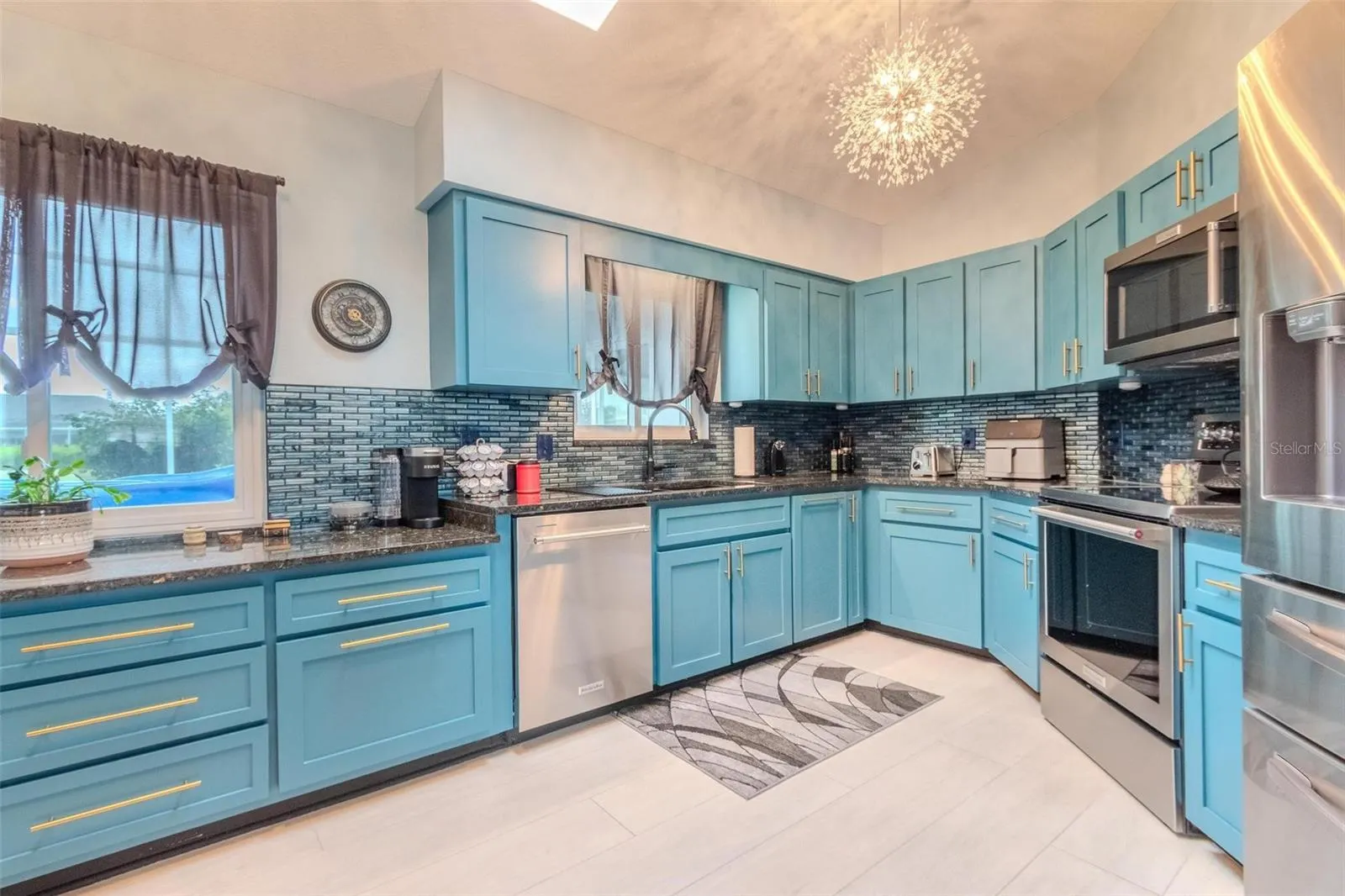 5185 NW 21ST LOOP