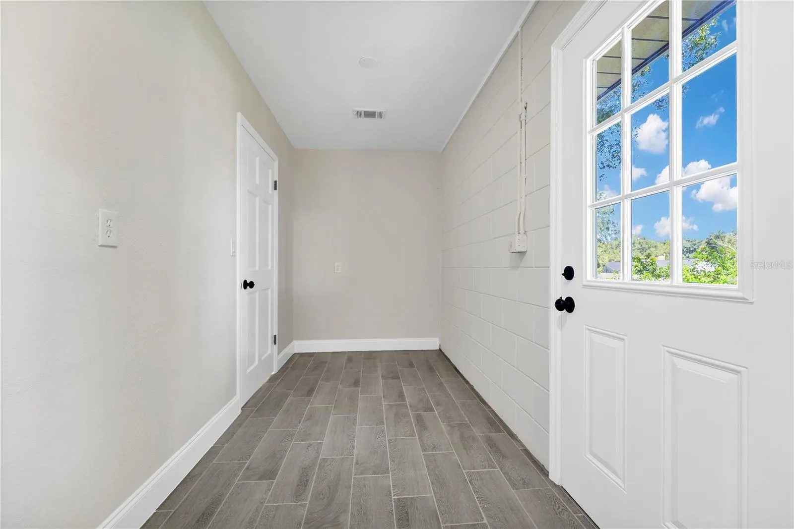 824 LAKE ELBERT CT