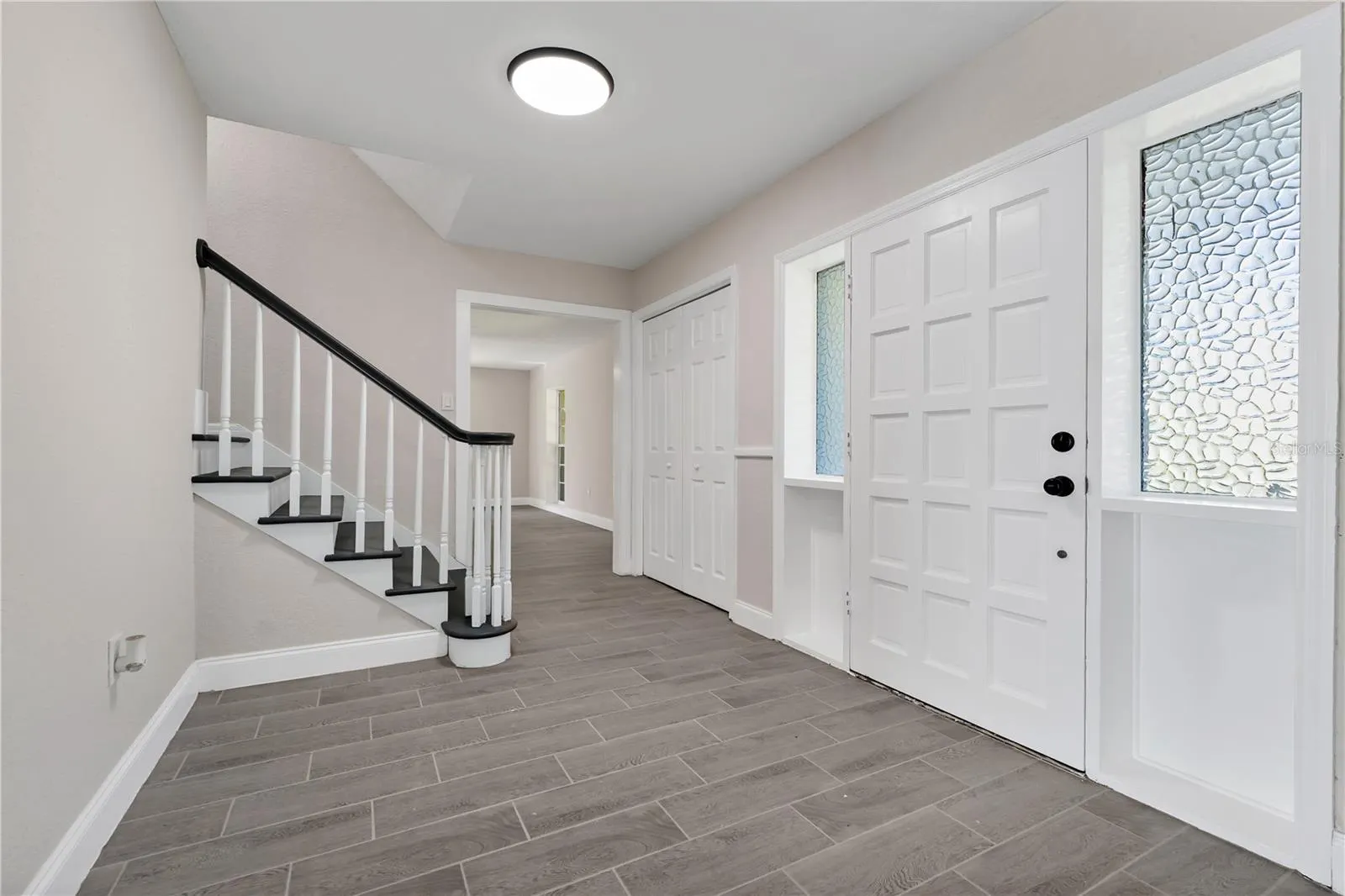 824 LAKE ELBERT CT