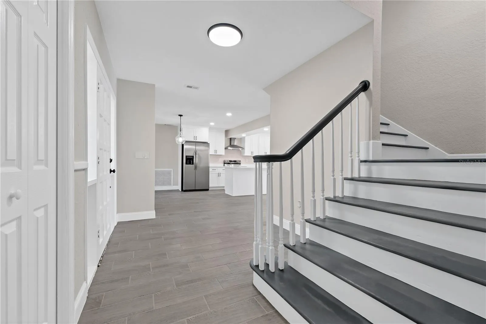 824 LAKE ELBERT CT