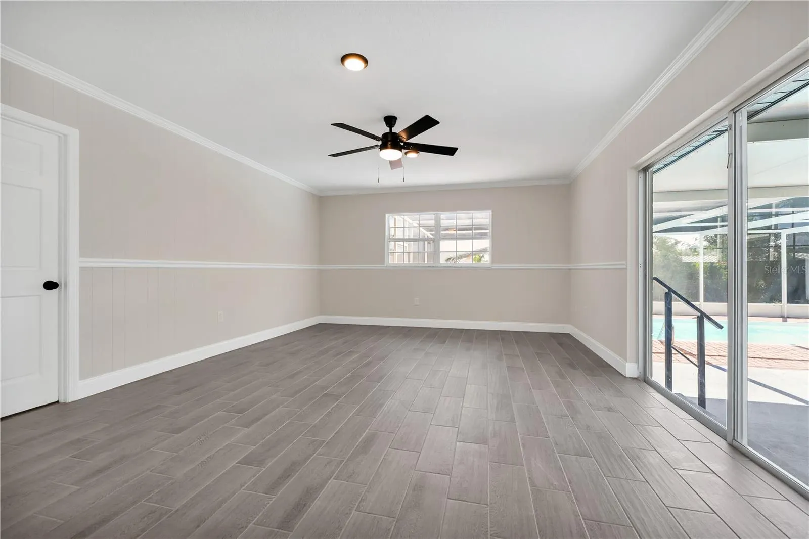 824 LAKE ELBERT CT