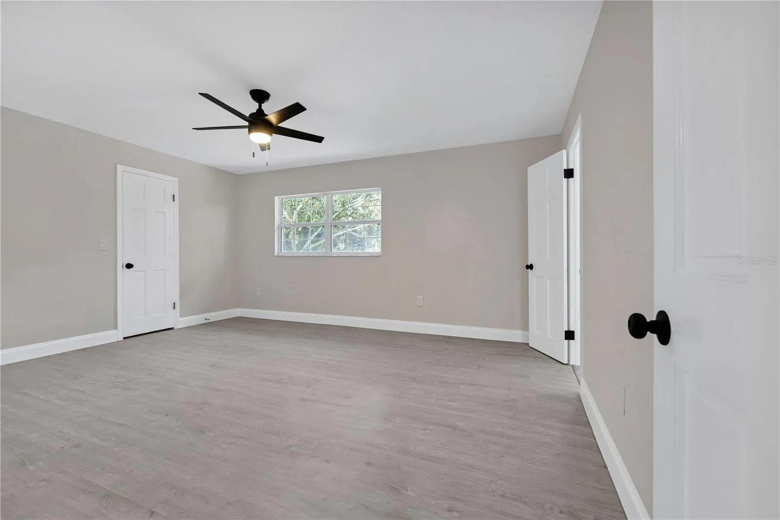 824 LAKE ELBERT CT