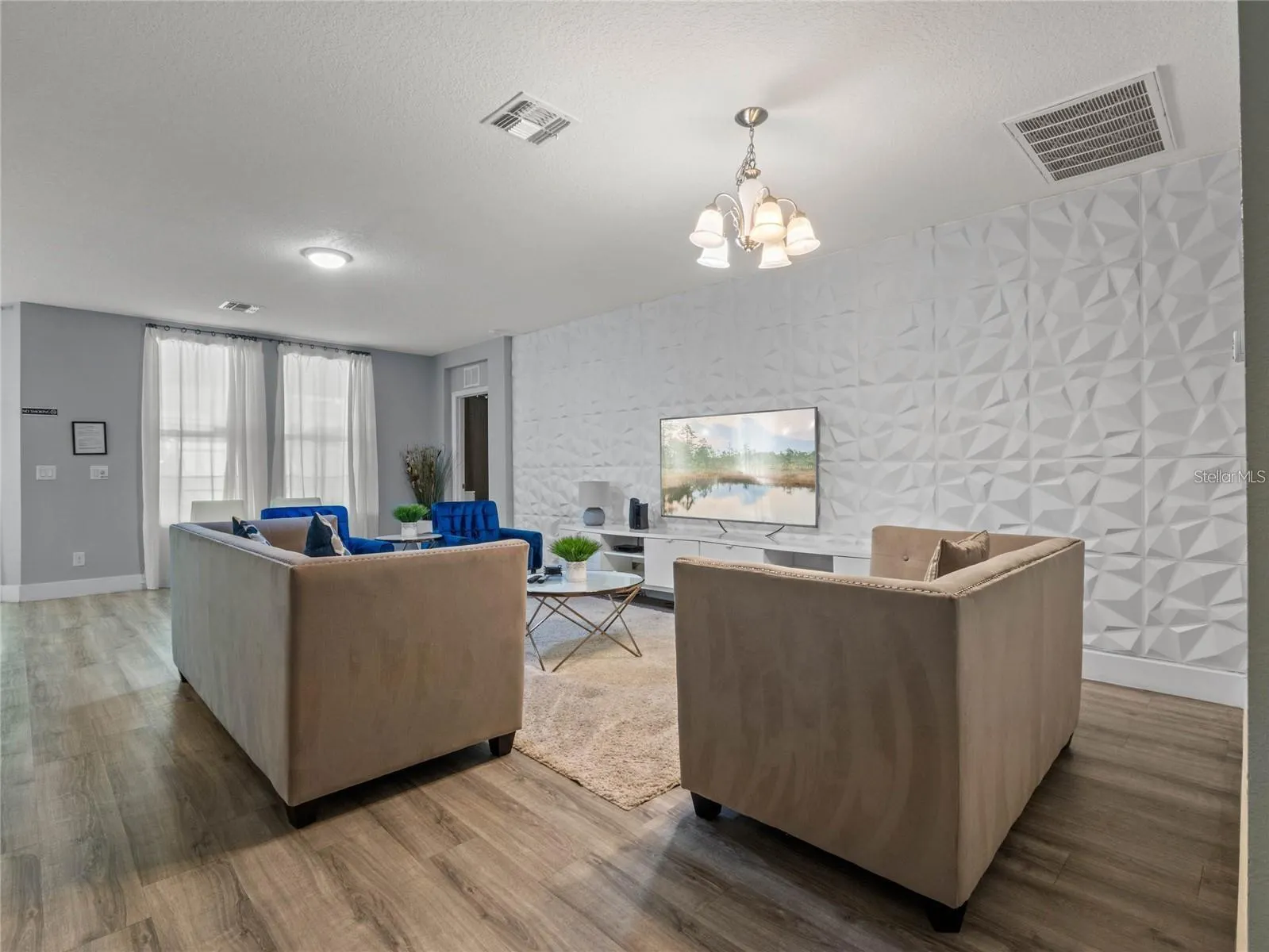 1343 YORKSHIRE CT