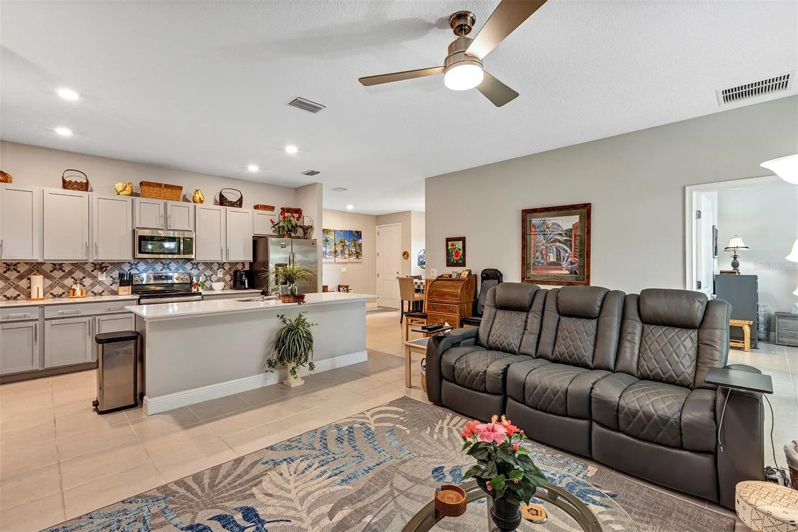 27203 WHITE PLAINS WAY