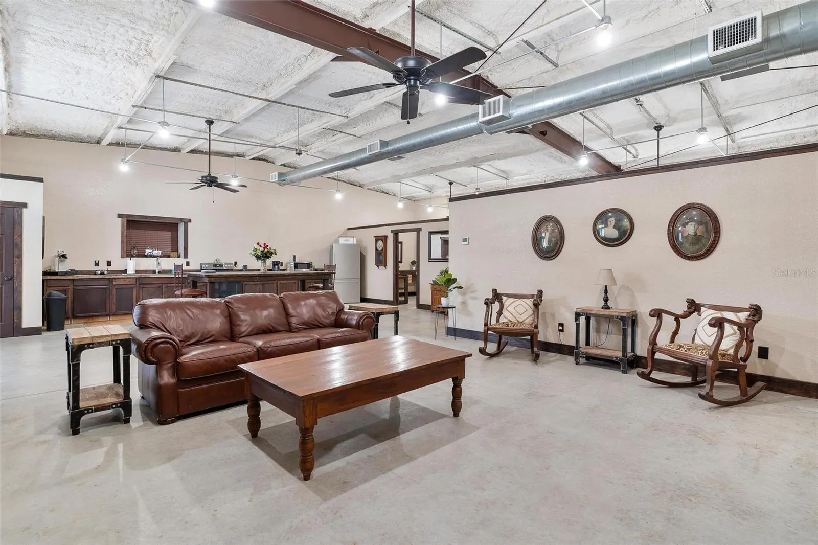 7086 NUMBER TWO RD