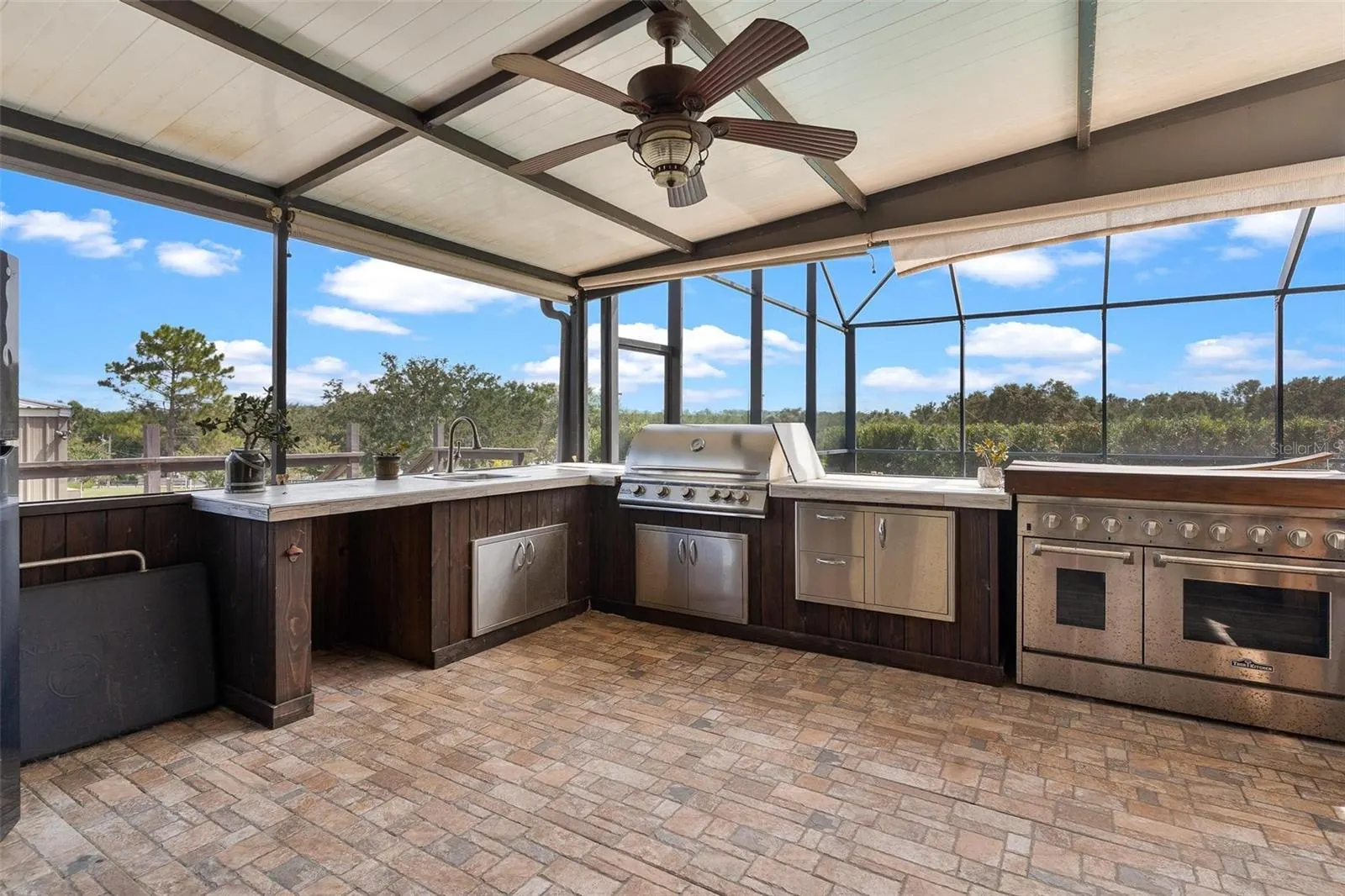 7086 NUMBER TWO RD