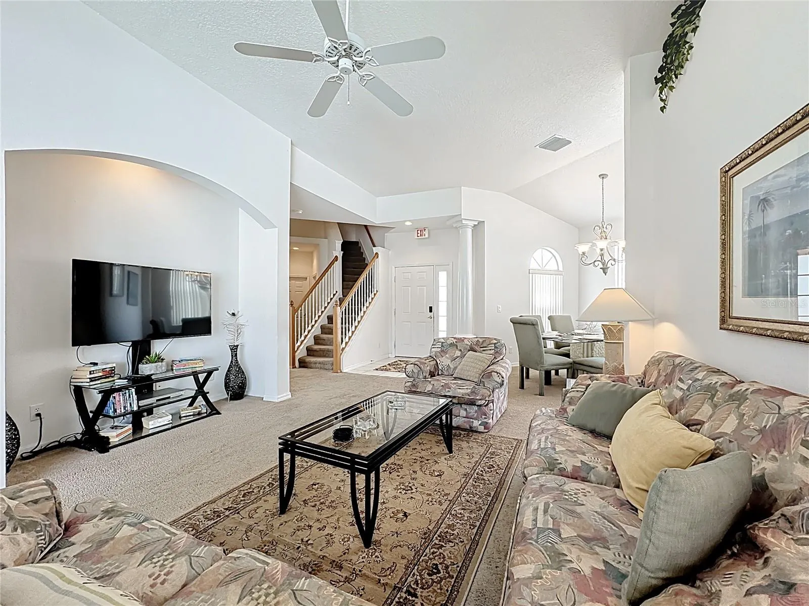 432 TUPELO CIR