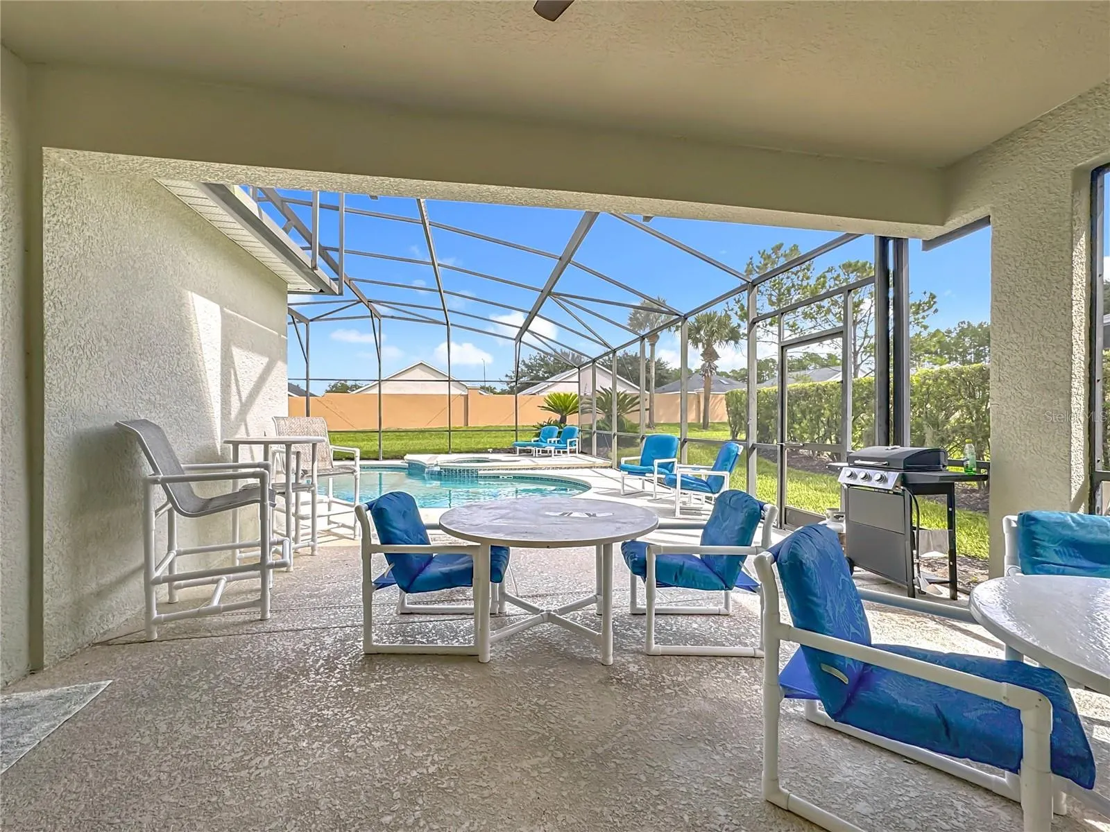 432 TUPELO CIR