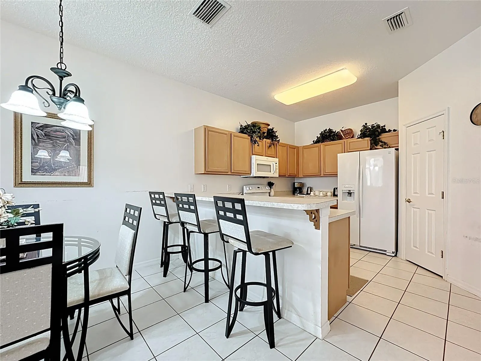 432 TUPELO CIR