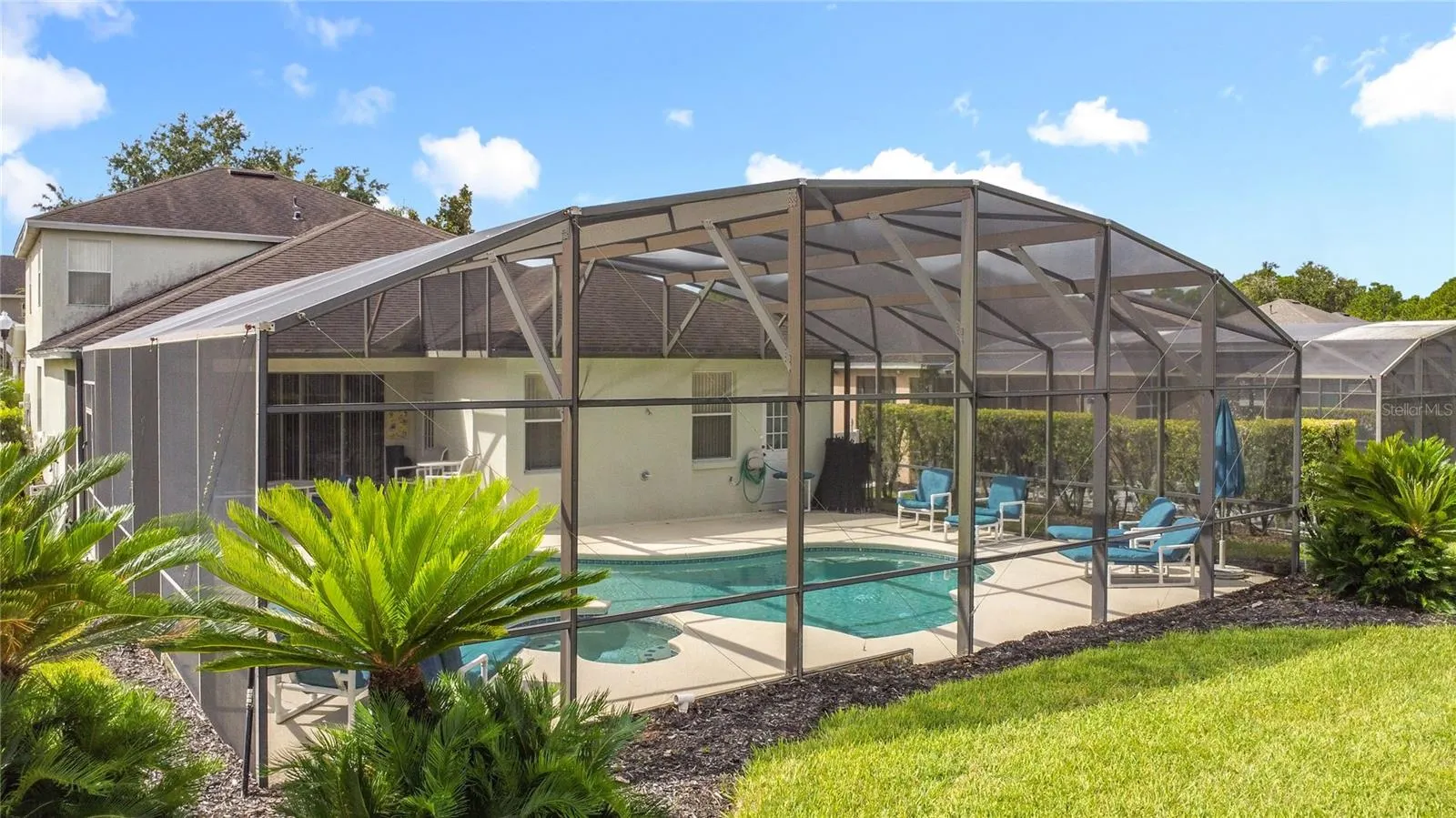 432 TUPELO CIR
