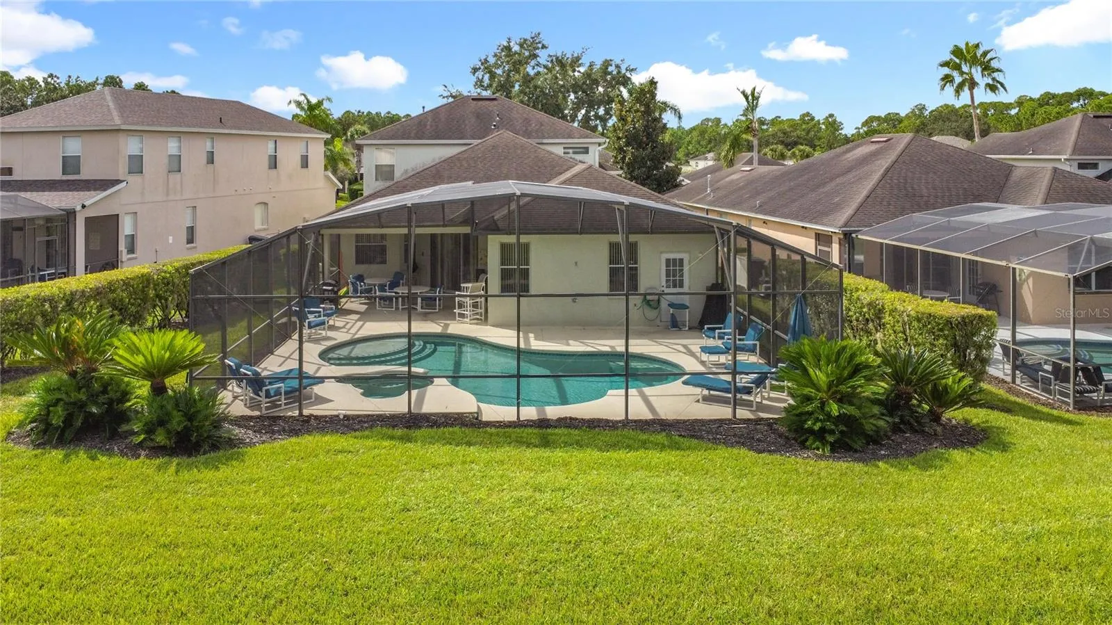 432 TUPELO CIR