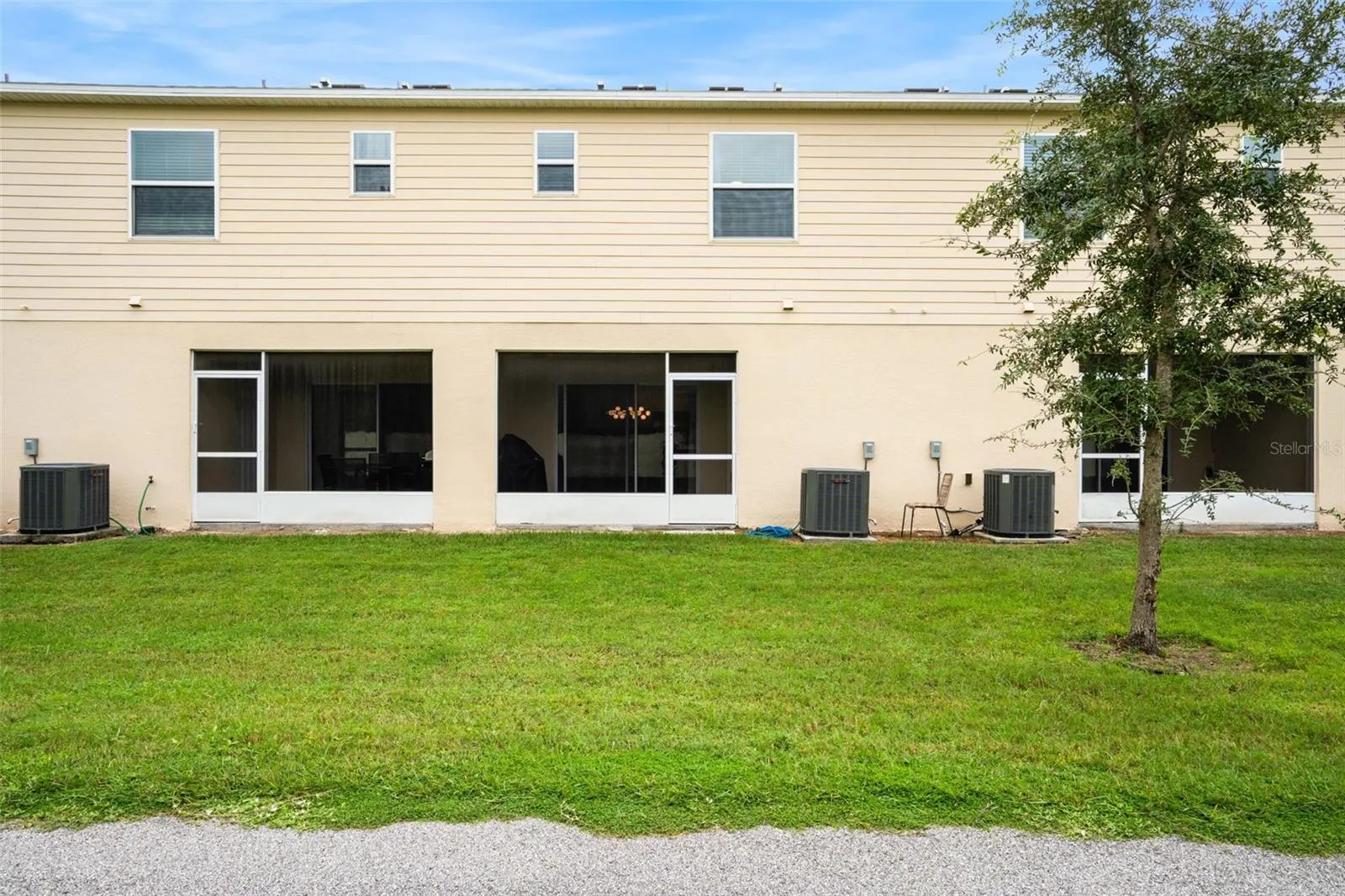 4803 CORAL CASTLE DR