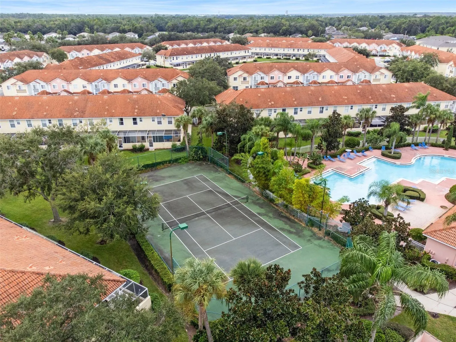 4803 CORAL CASTLE DR