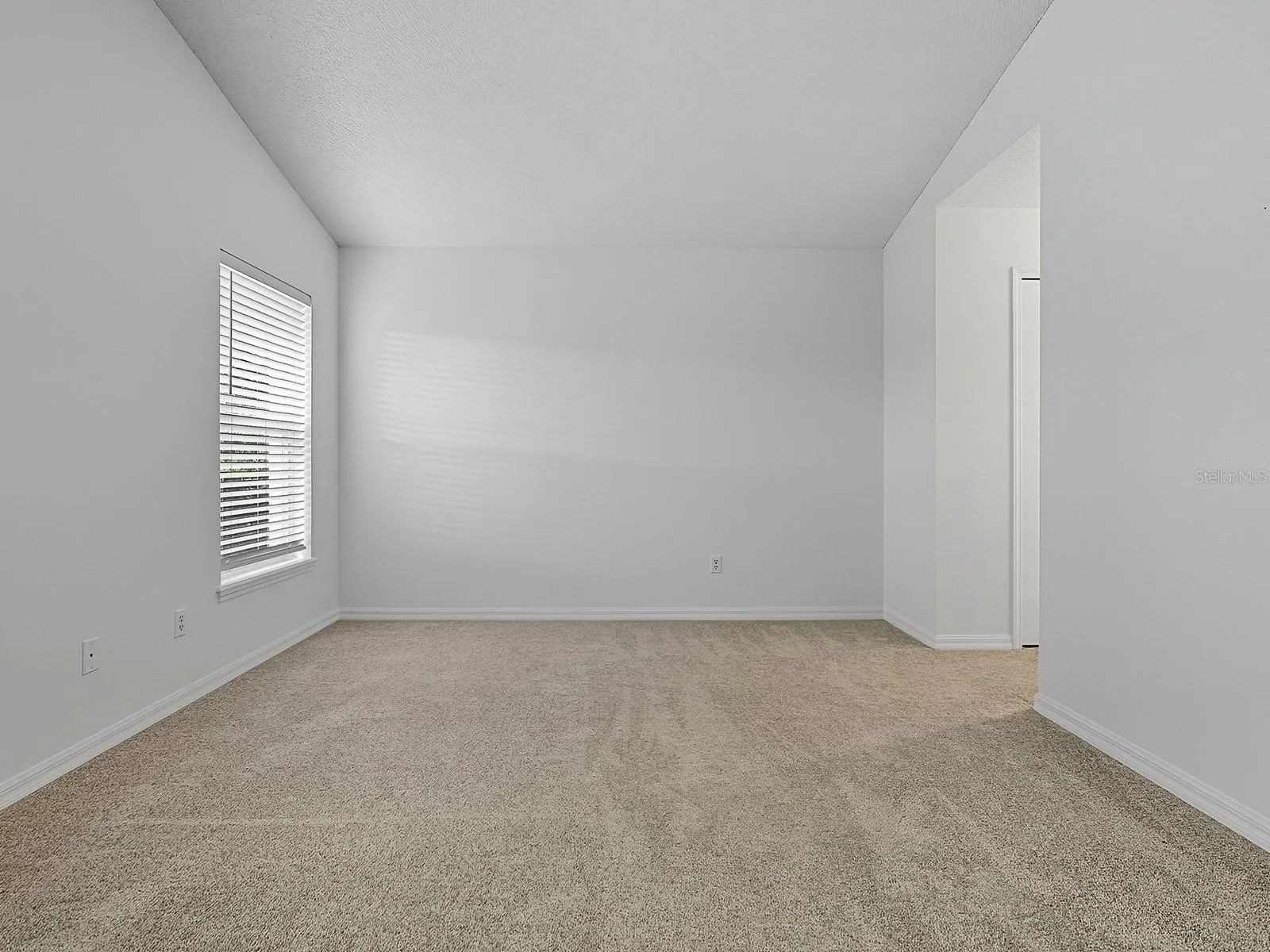 3016 ANDOVER CT