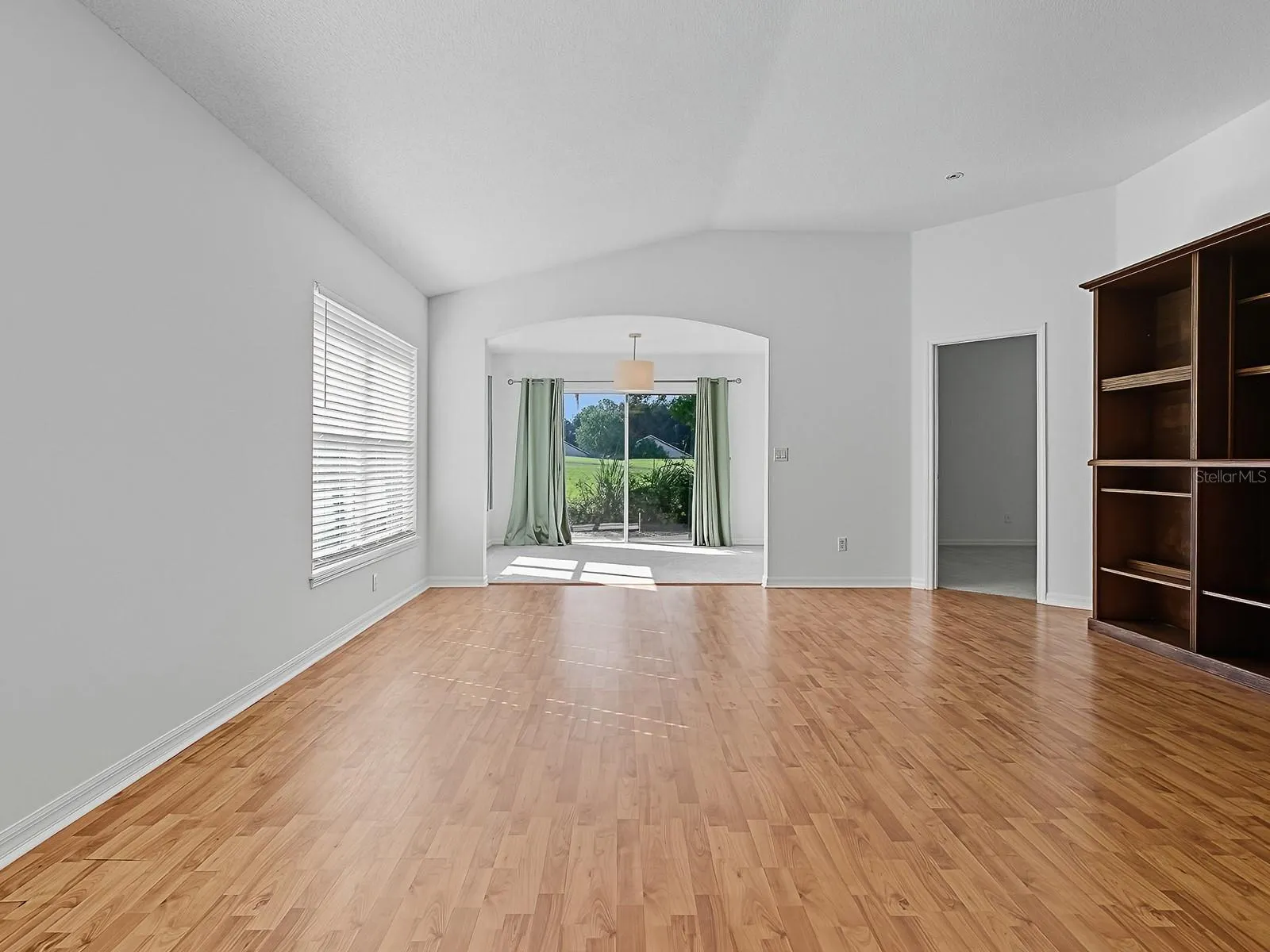 3016 ANDOVER CT