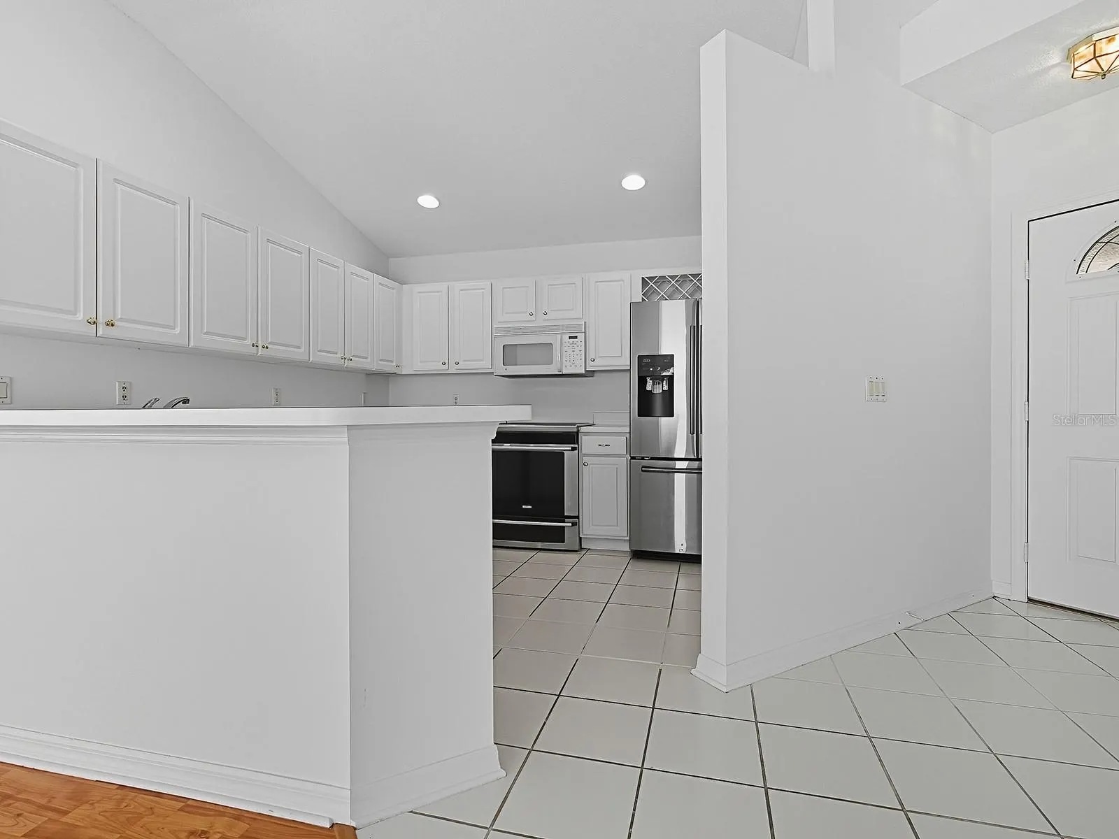 3016 ANDOVER CT
