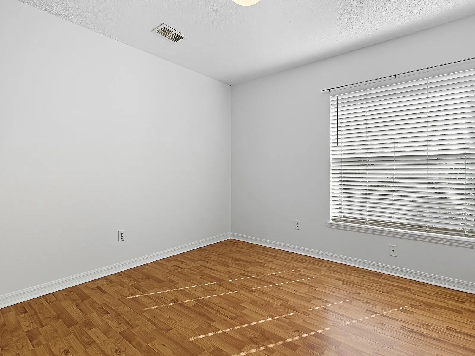 3016 ANDOVER CT