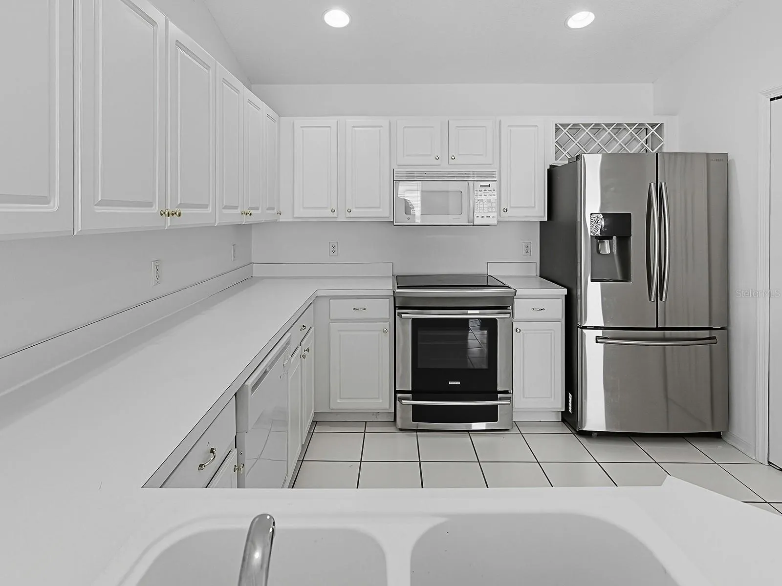 3016 ANDOVER CT