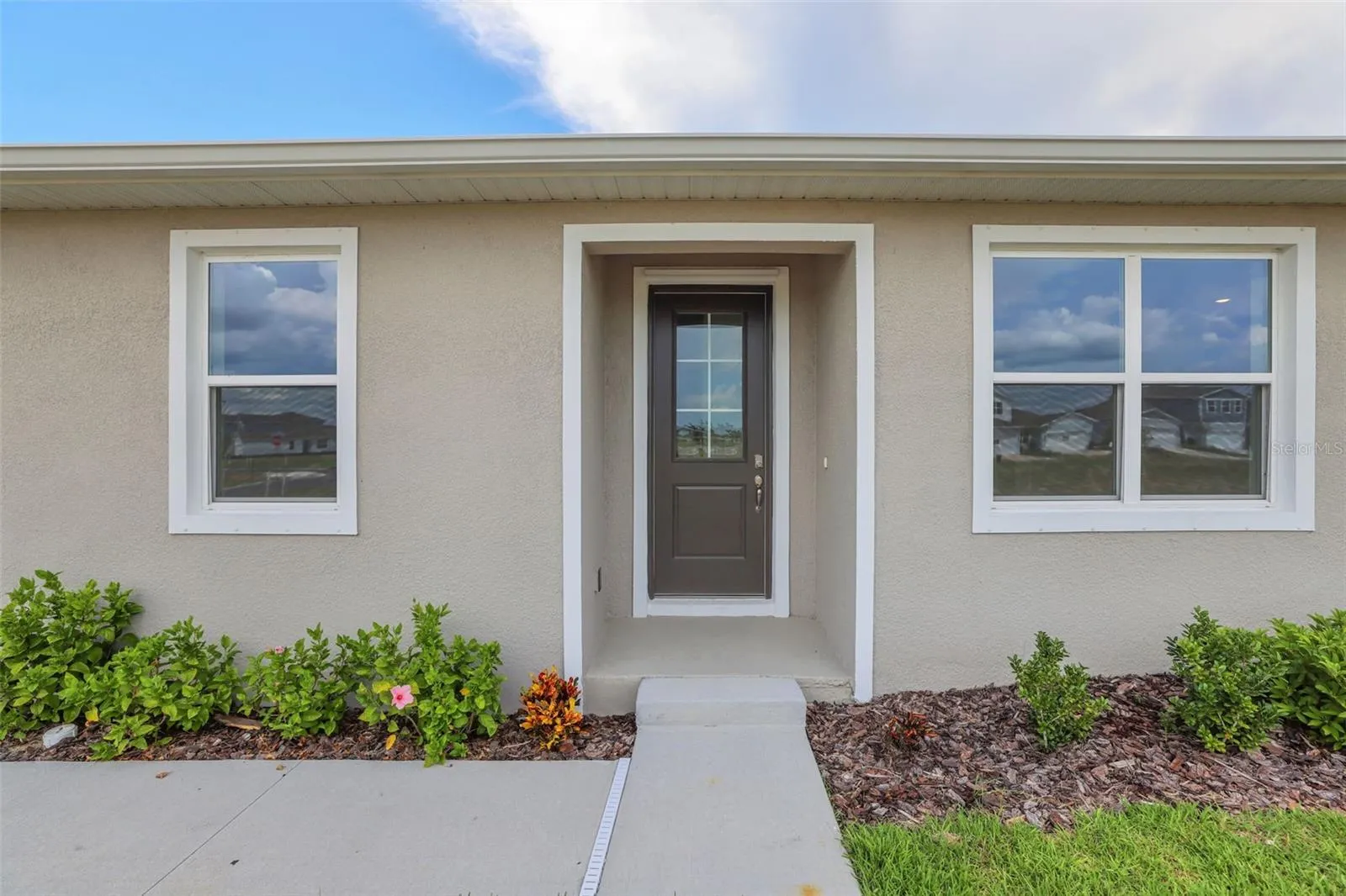 7583 SEA OAK CT