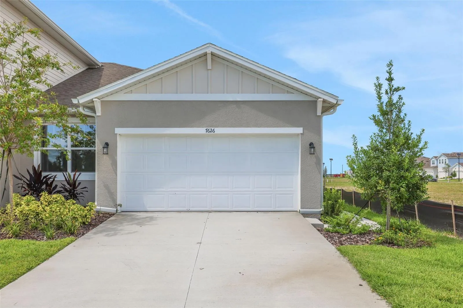 7583 SEA OAK CT