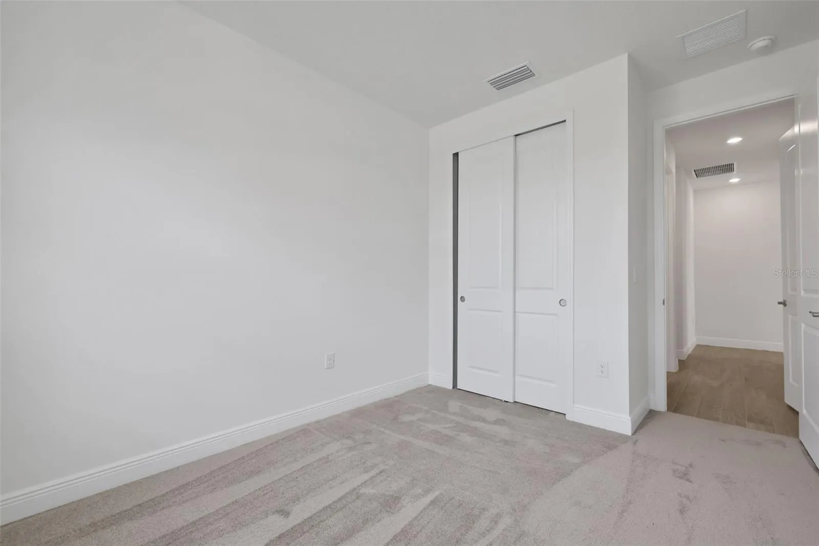 7583 SEA OAK CT