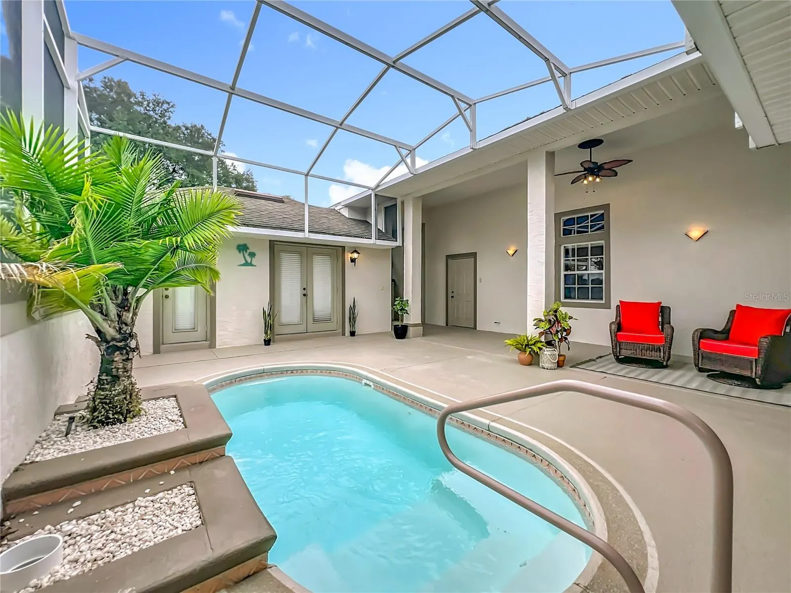5902 PRINCESS DIANA CT