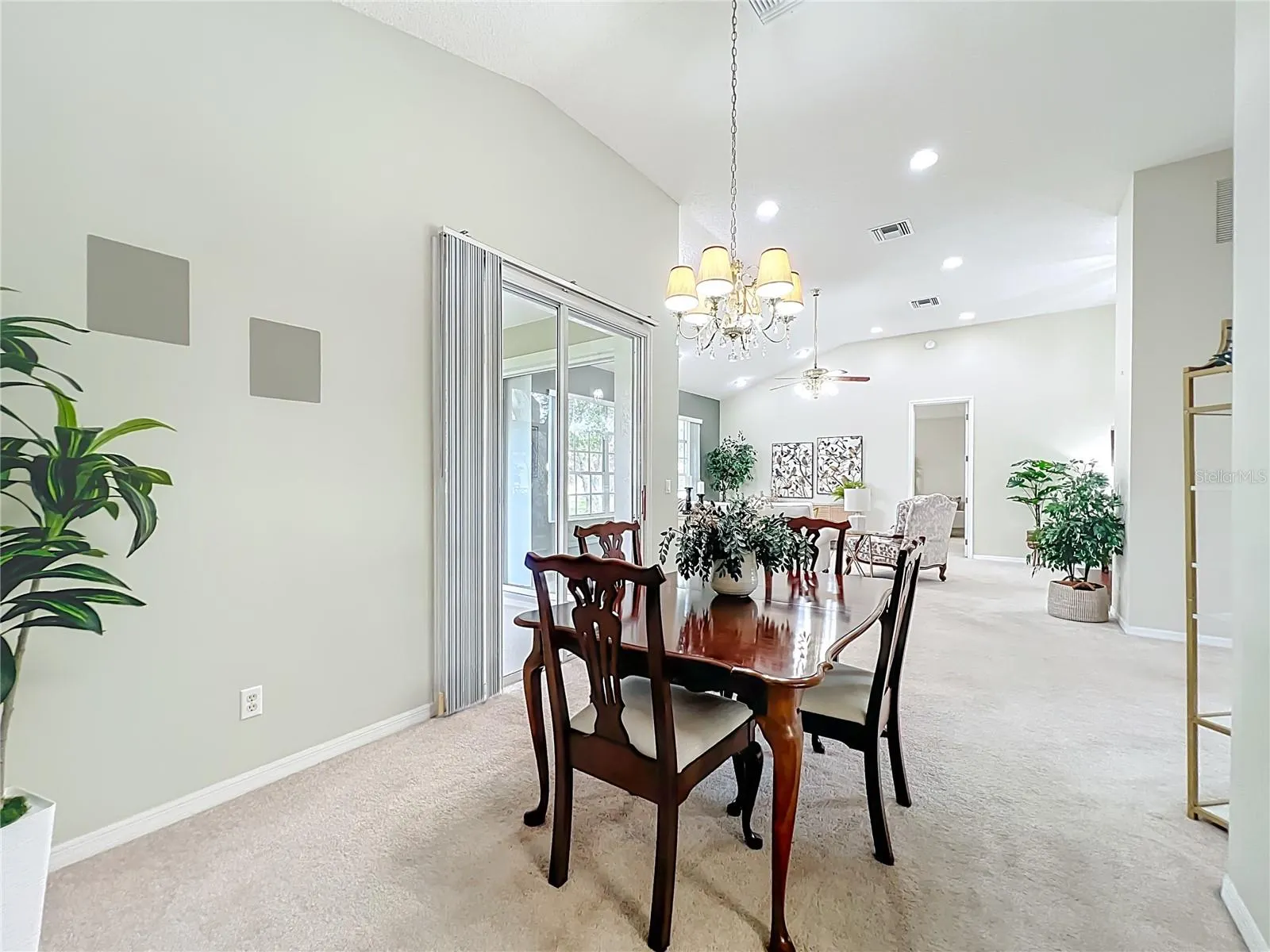 5902 PRINCESS DIANA CT