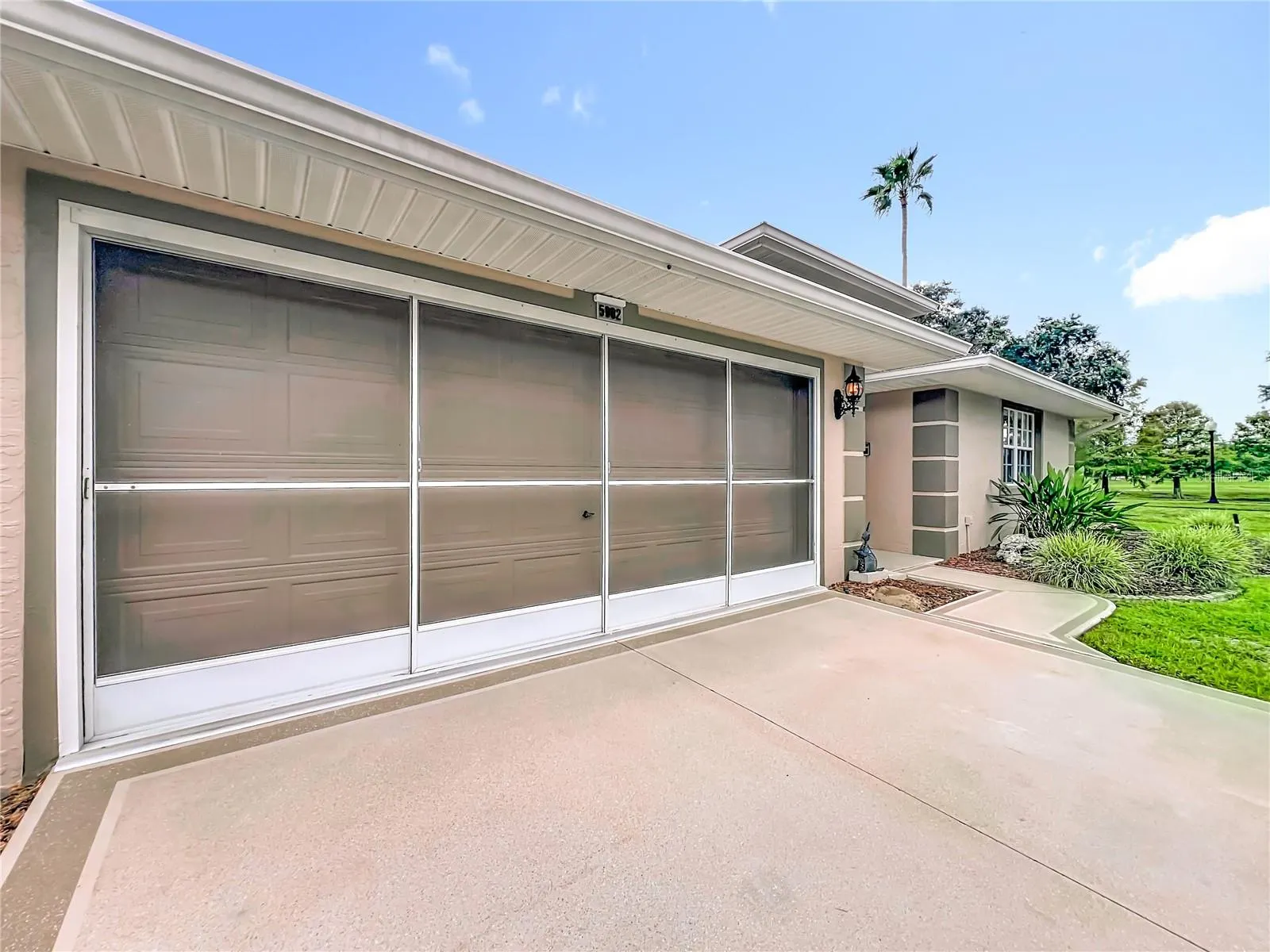 5902 PRINCESS DIANA CT