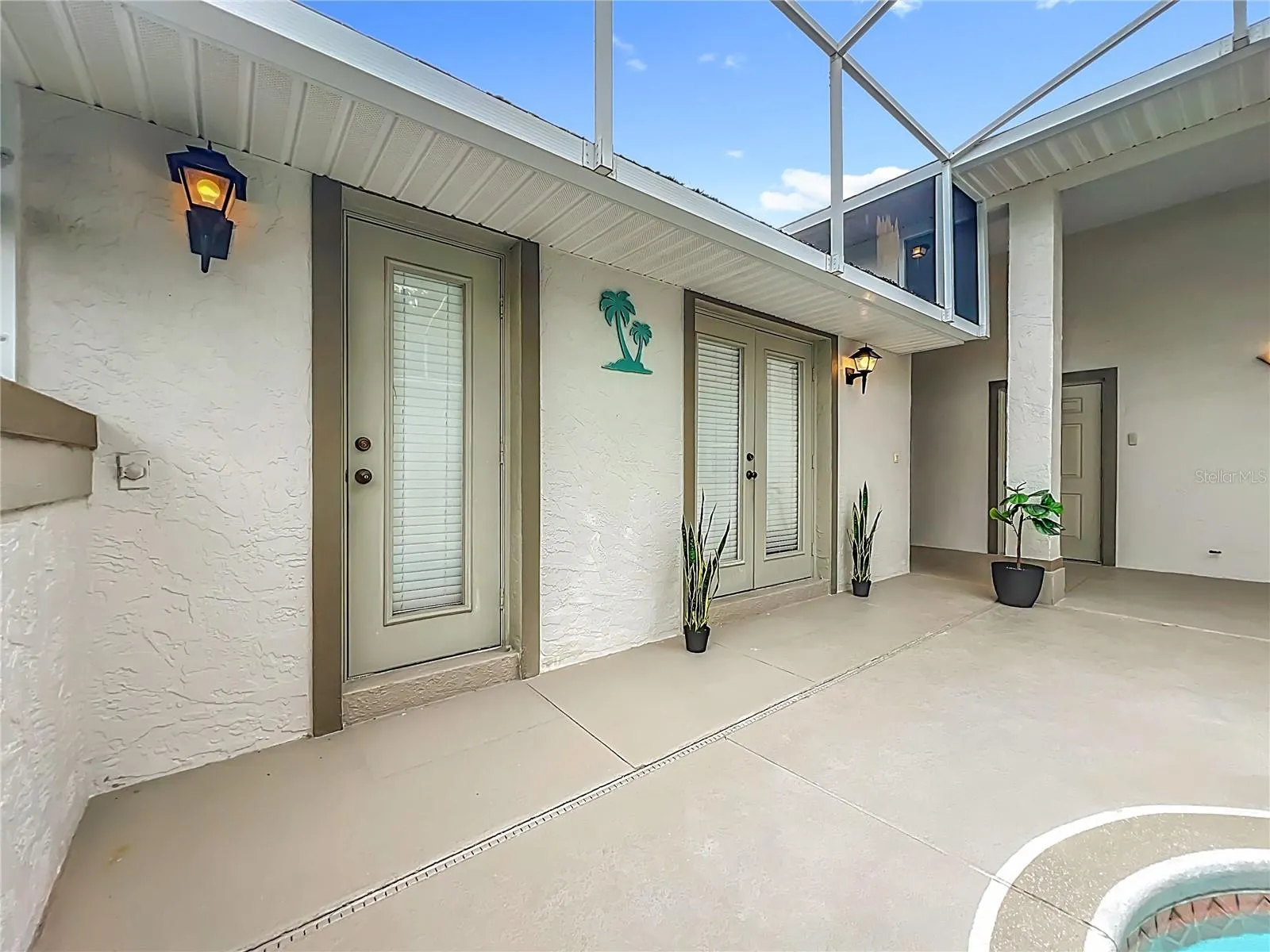 5902 PRINCESS DIANA CT