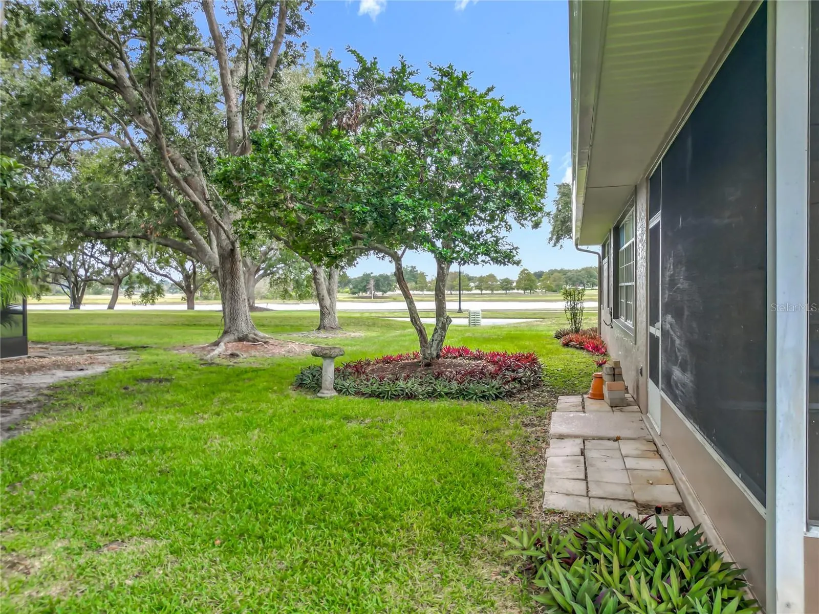 5902 PRINCESS DIANA CT