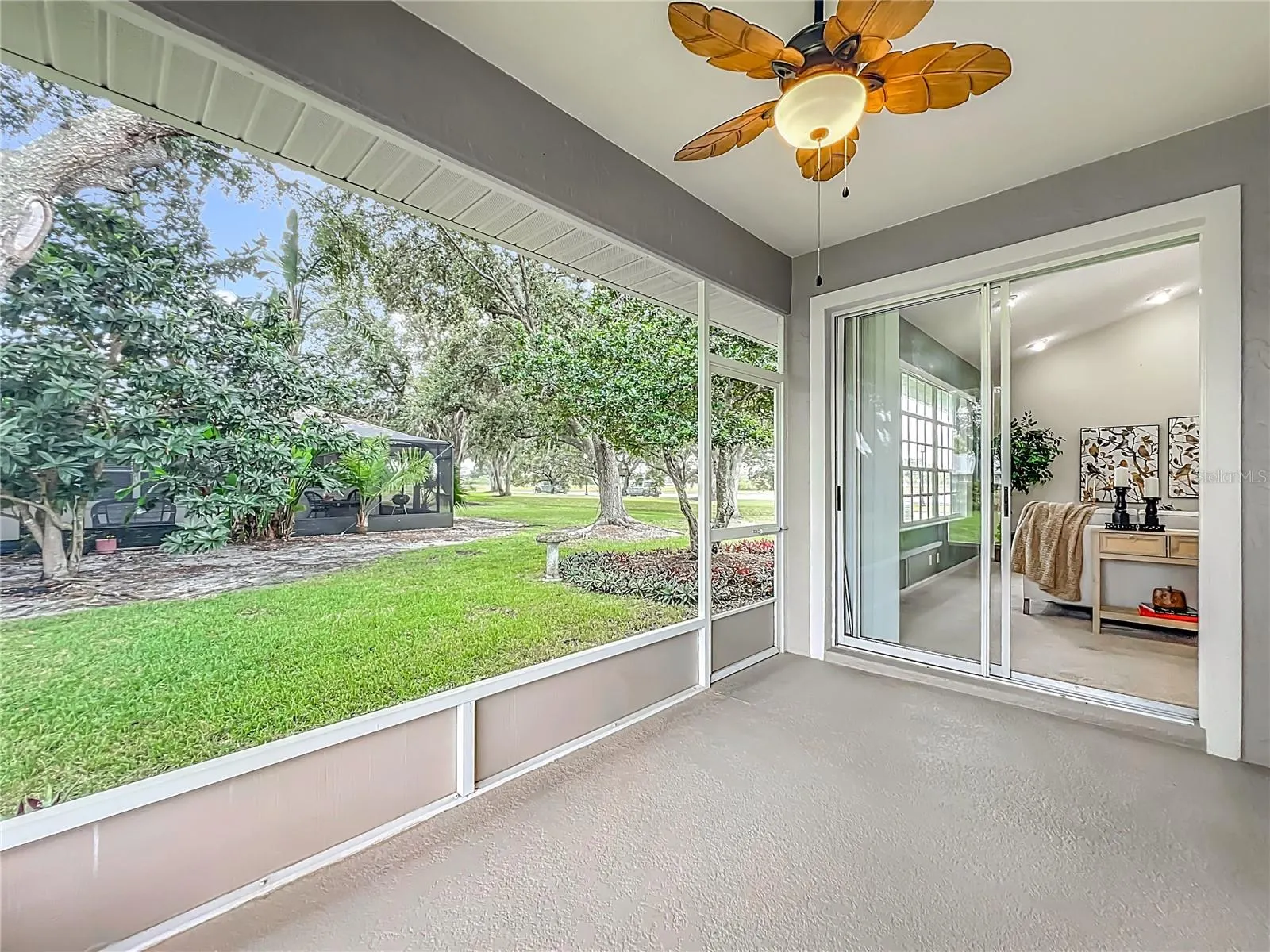 5902 PRINCESS DIANA CT