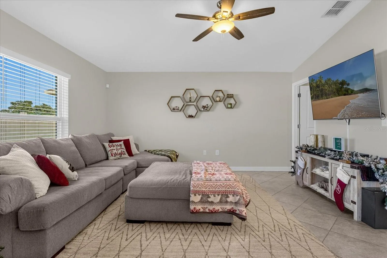 148 TAFT DR
