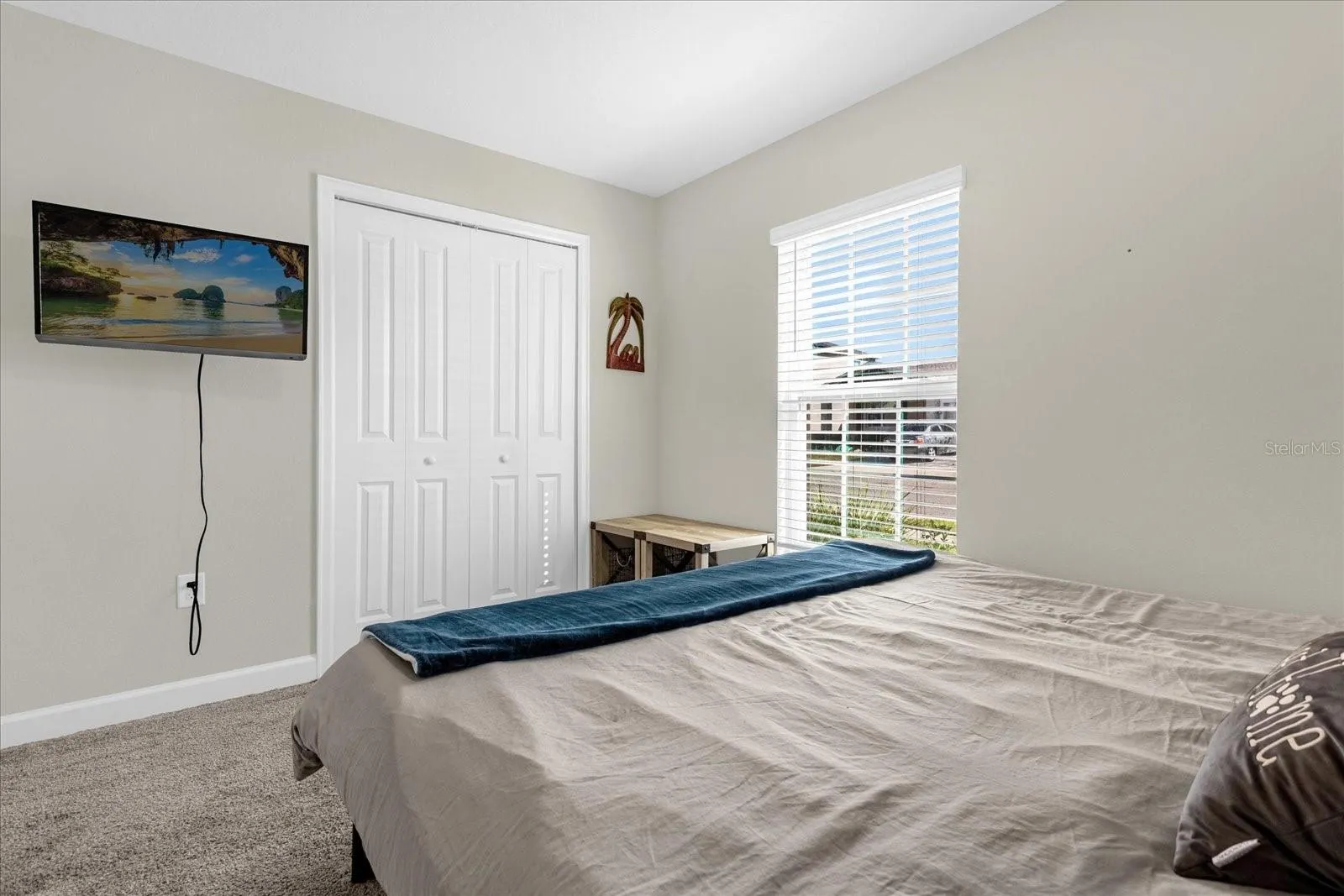 148 TAFT DR