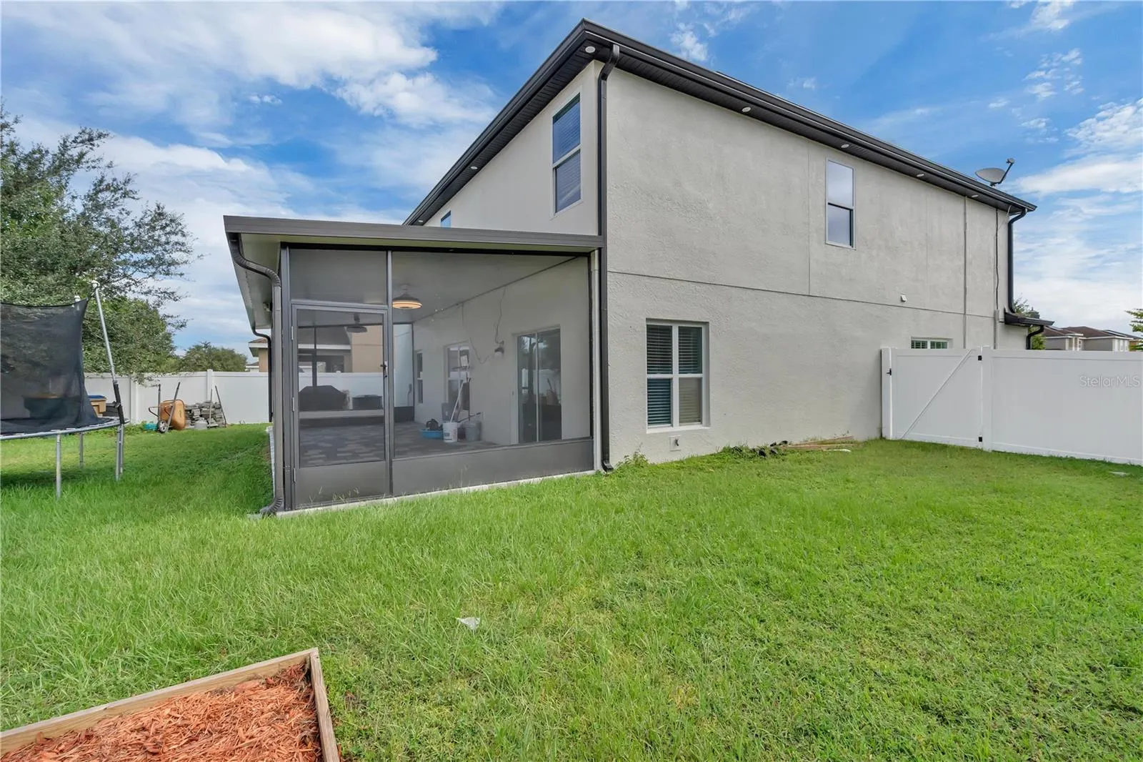 4740 ROCKVALE DR