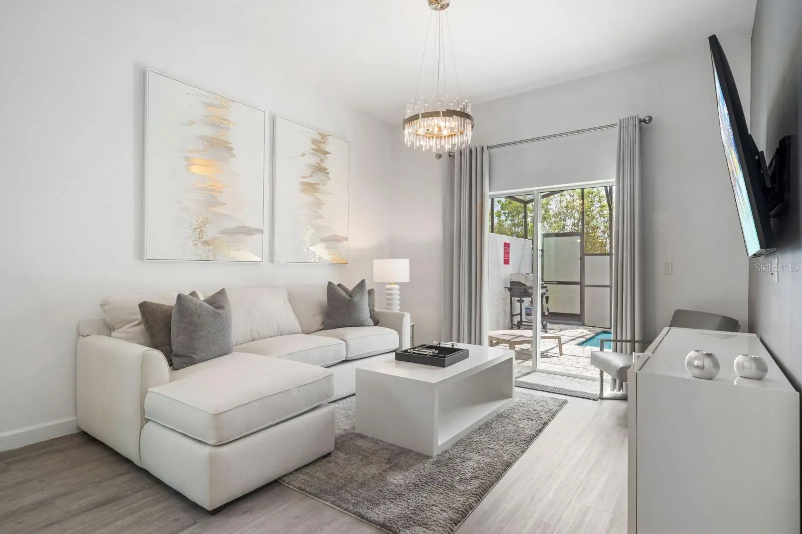 384 FAMAGUSTA DR