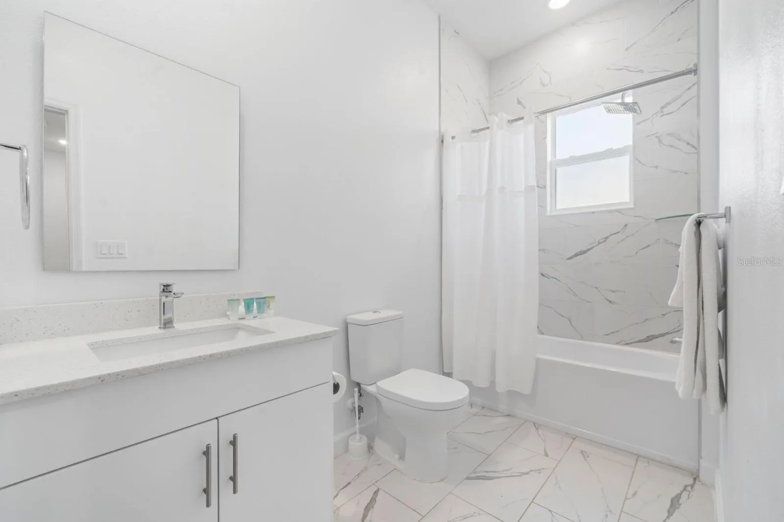 384 FAMAGUSTA DR