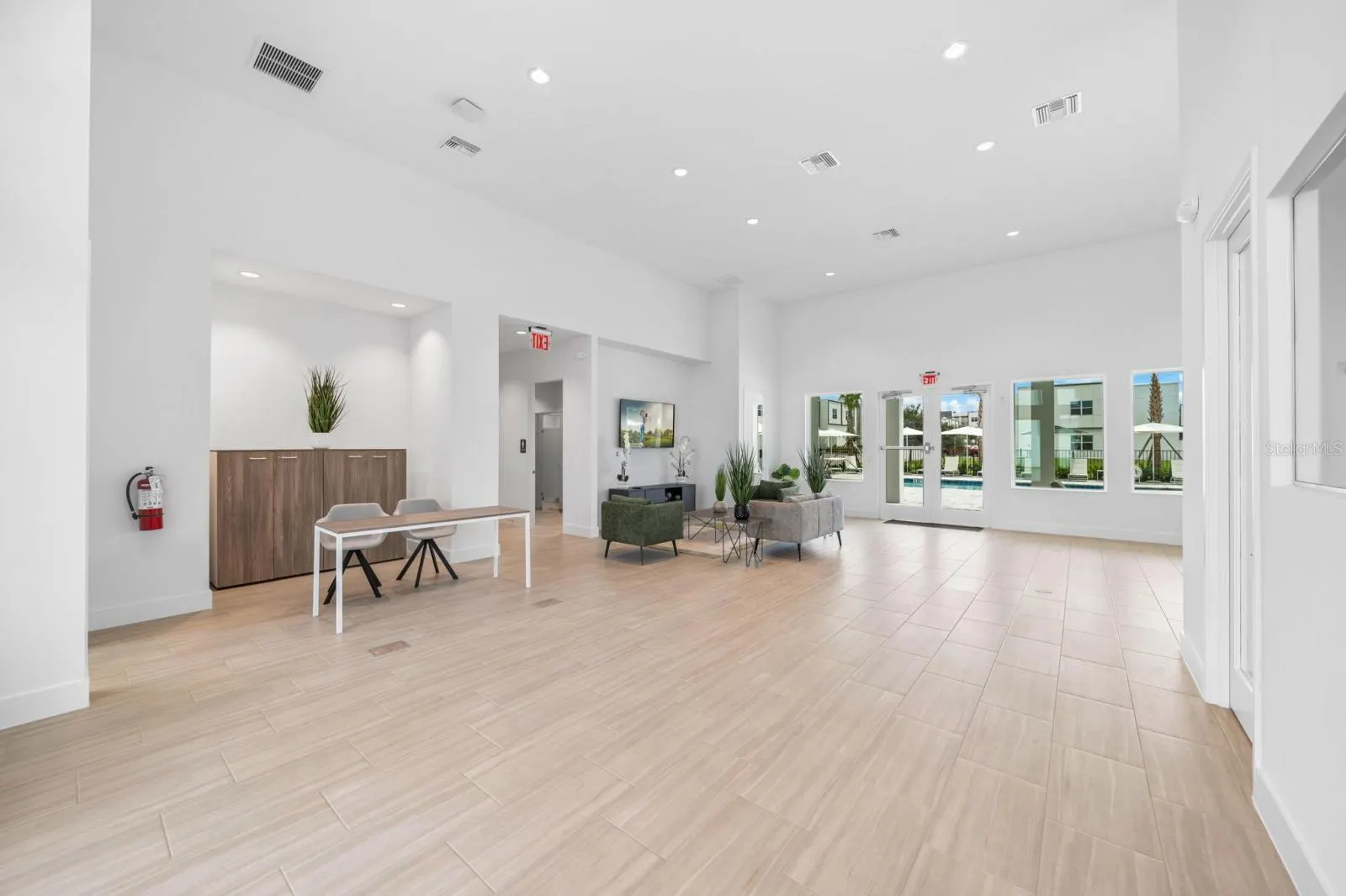 384 FAMAGUSTA DR