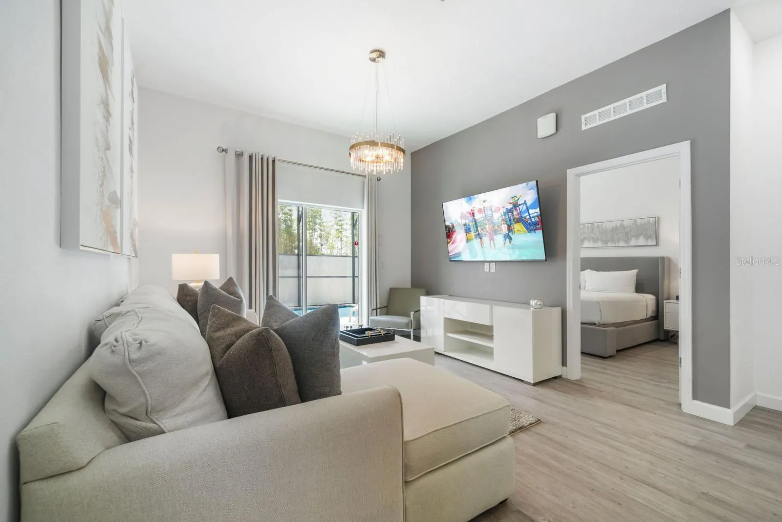 384 FAMAGUSTA DR