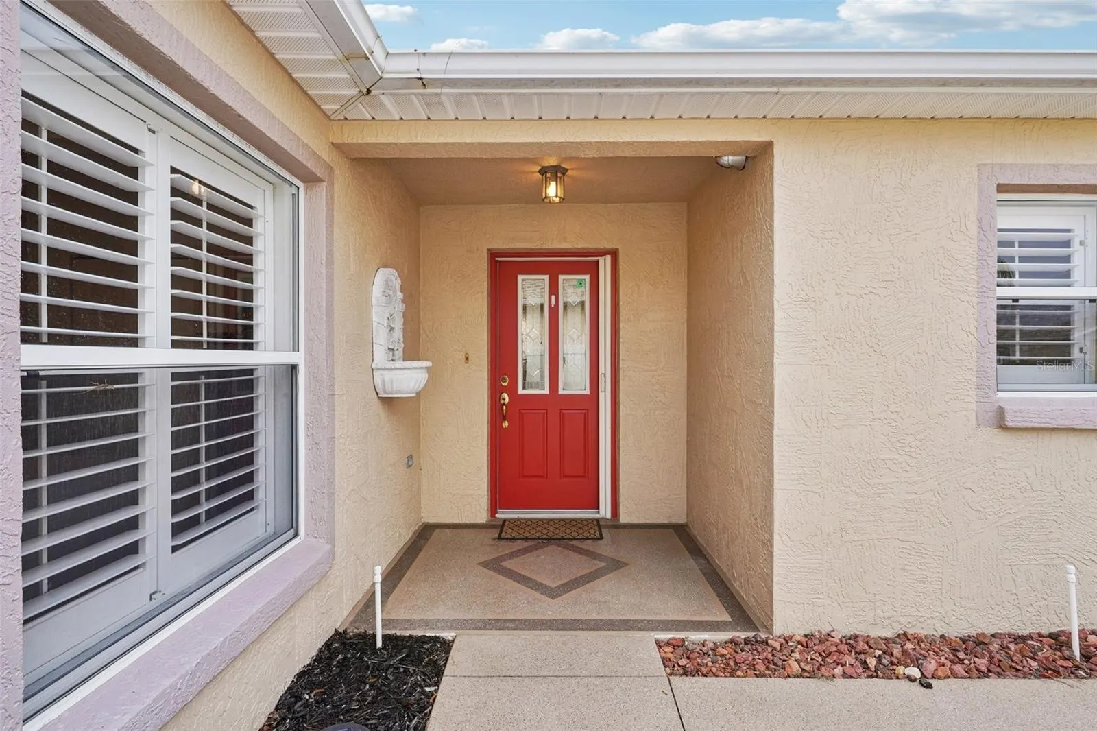 1868 DALTON DR
