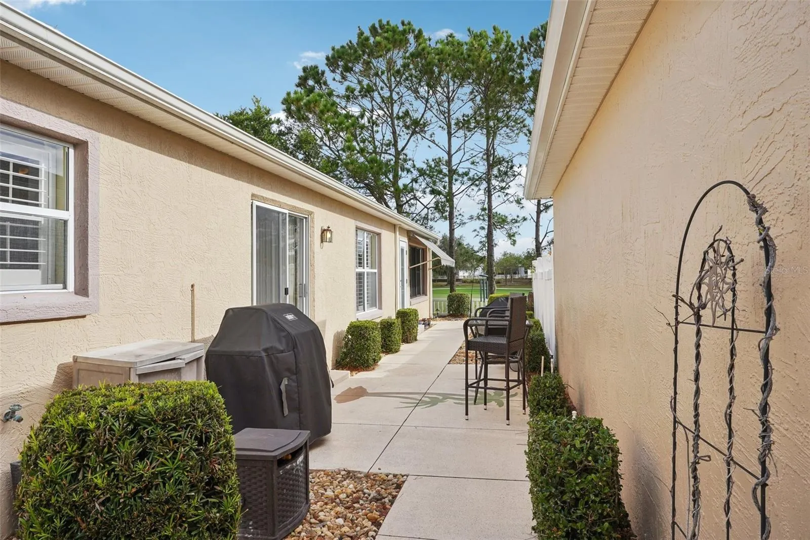 1868 DALTON DR