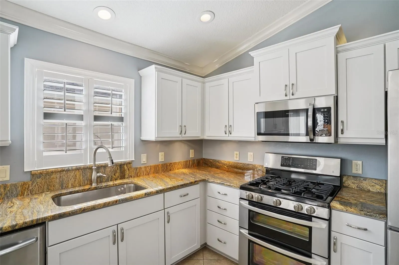 1868 DALTON DR