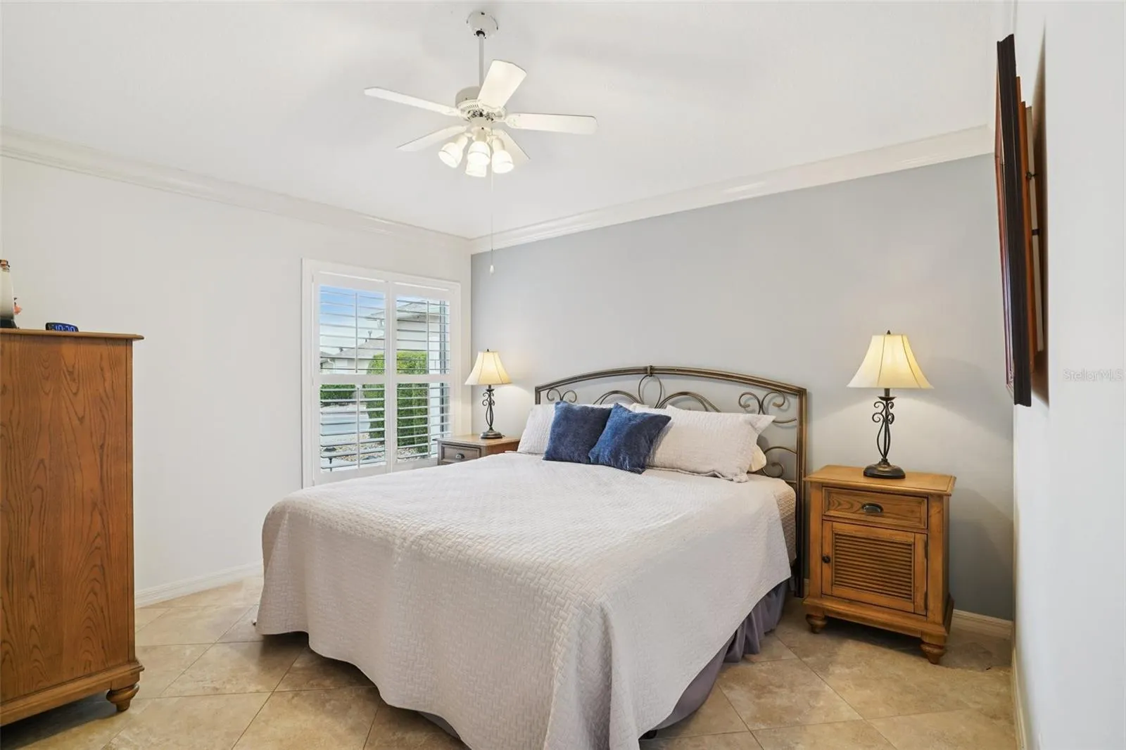 1868 DALTON DR