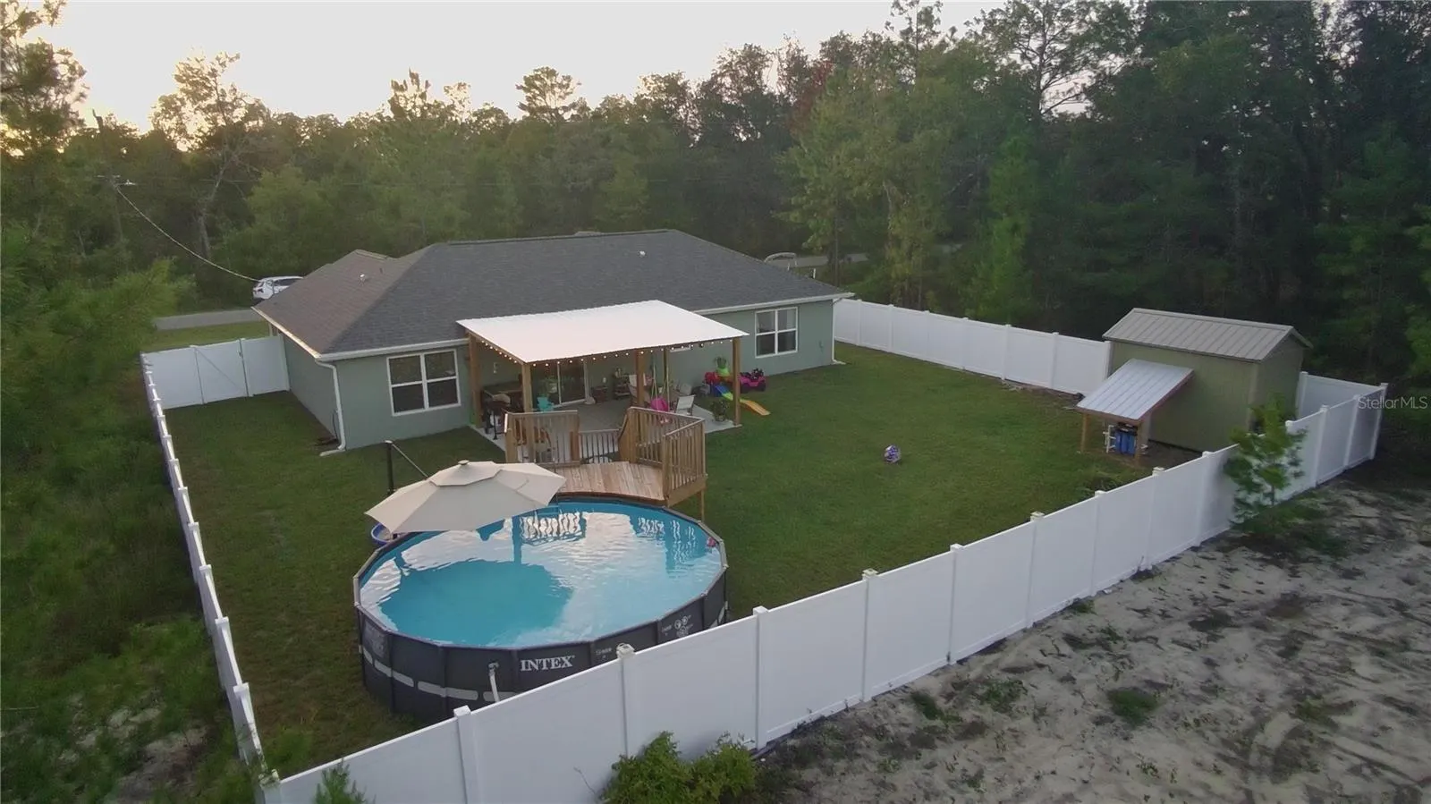 13 FISHER LN TRK